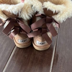 Girls UGGs size 2
